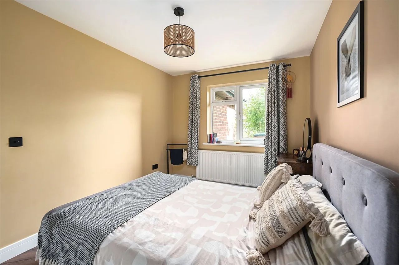 Alder Close, Ash Vale, Guildford, Surrey, GU12 5QS, photo 8