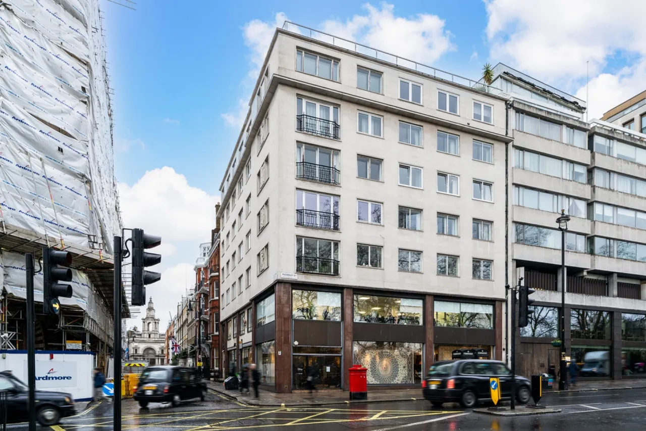 Piccadilly, Mayfair, photo 11