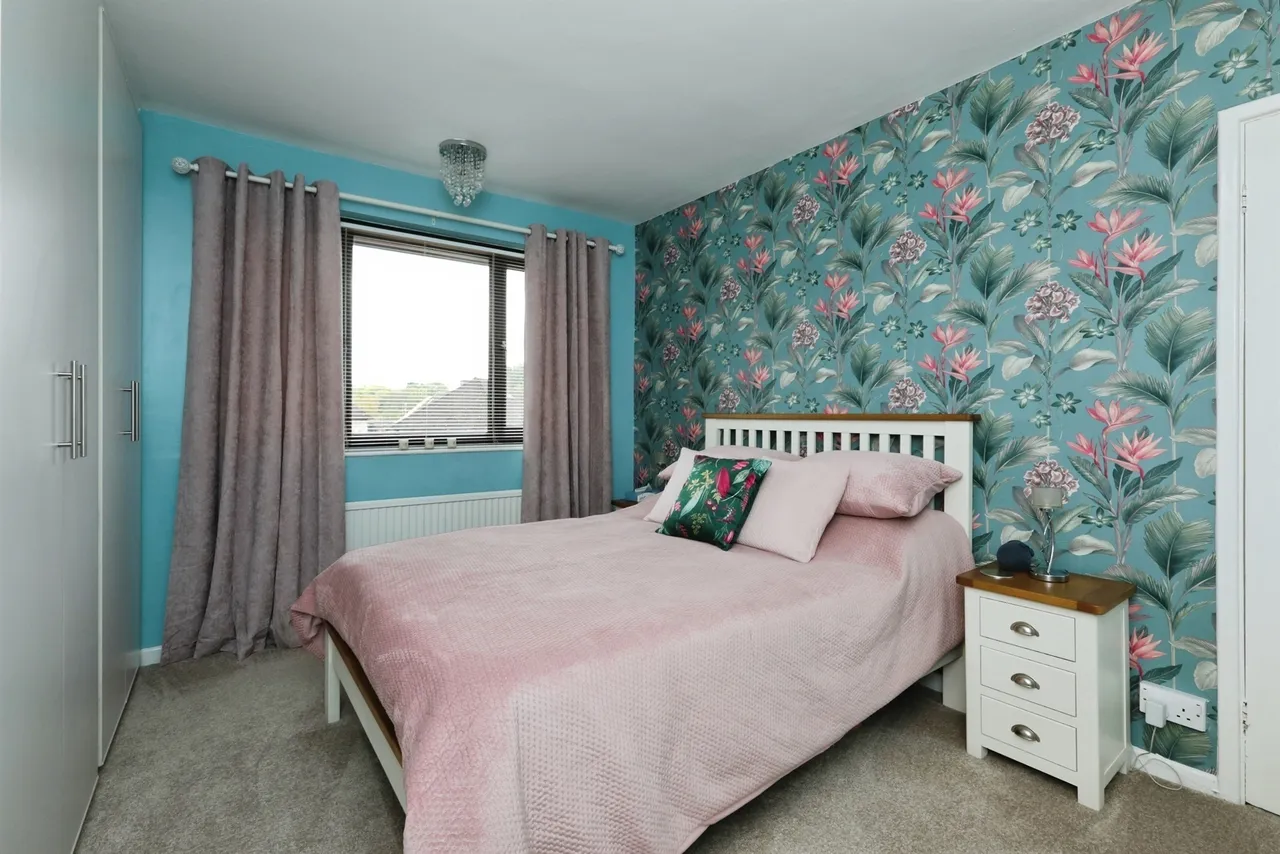 Normanton Grove, Sheffield, S13, photo 9