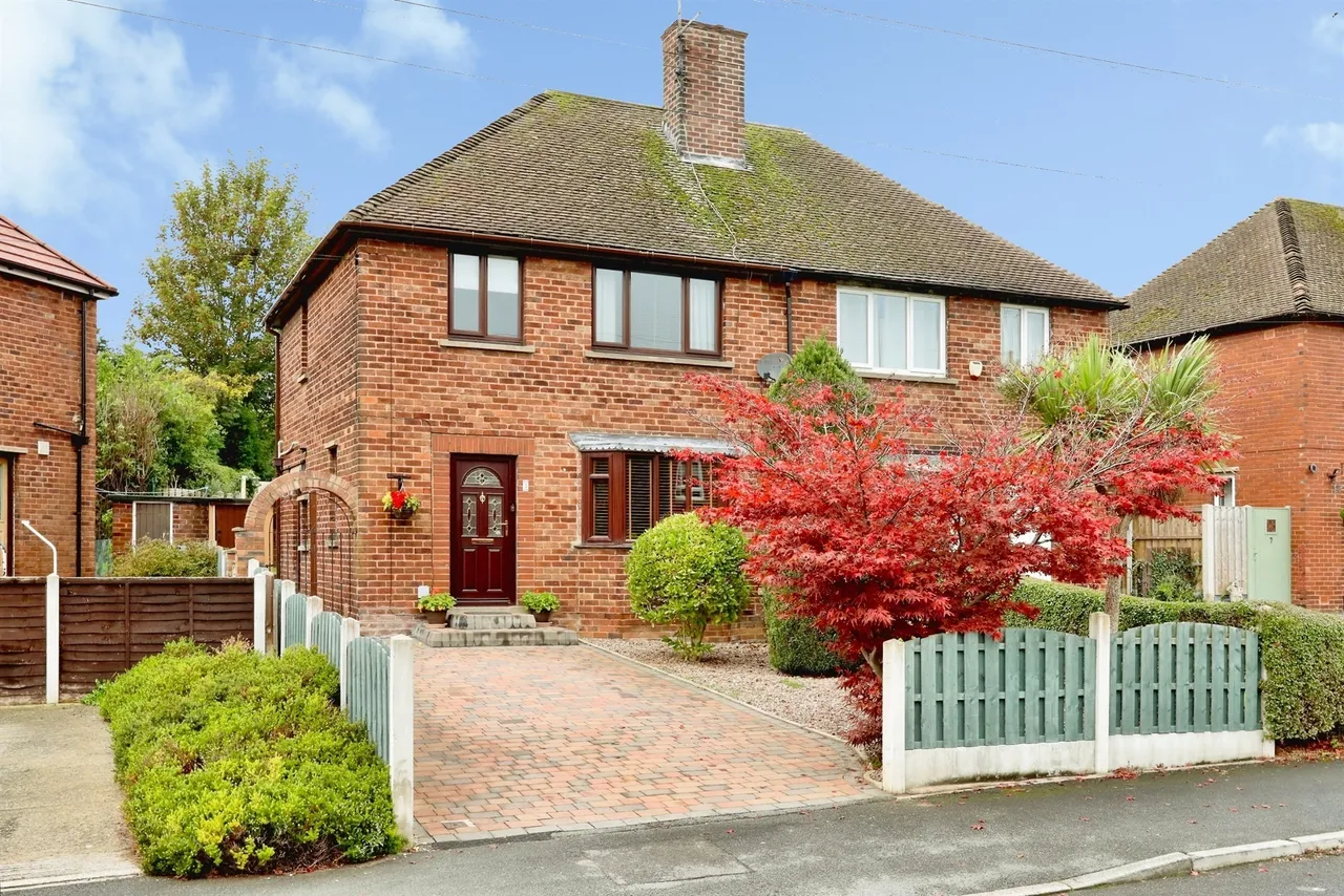 3 bed house for sale, Normanton Grove, Sheffield, S13