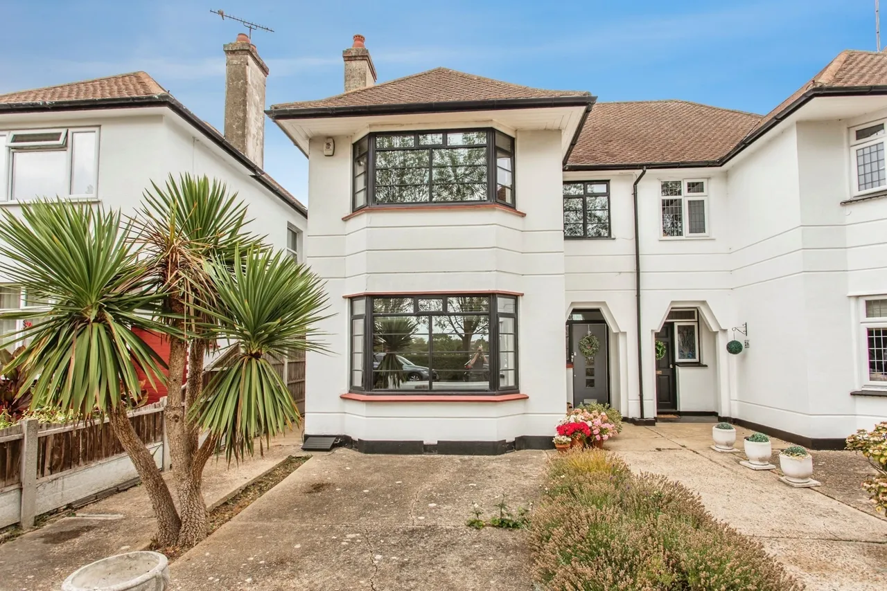 4 bed house for sale — Northumberland Crescent, SOUTHEND-ON-SEA, Essex, SS1