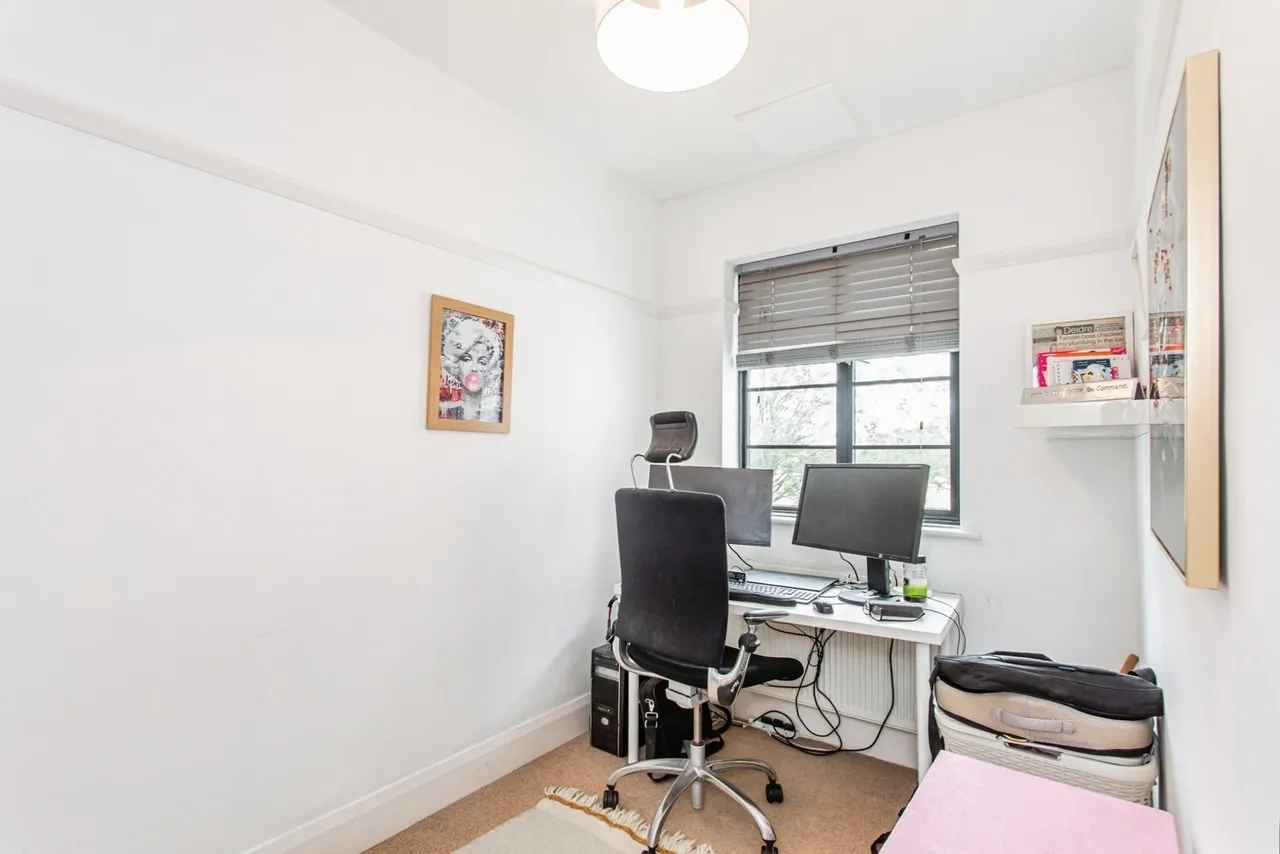 Northumberland Crescent, SOUTHEND-ON-SEA, Essex, SS1, photo 15