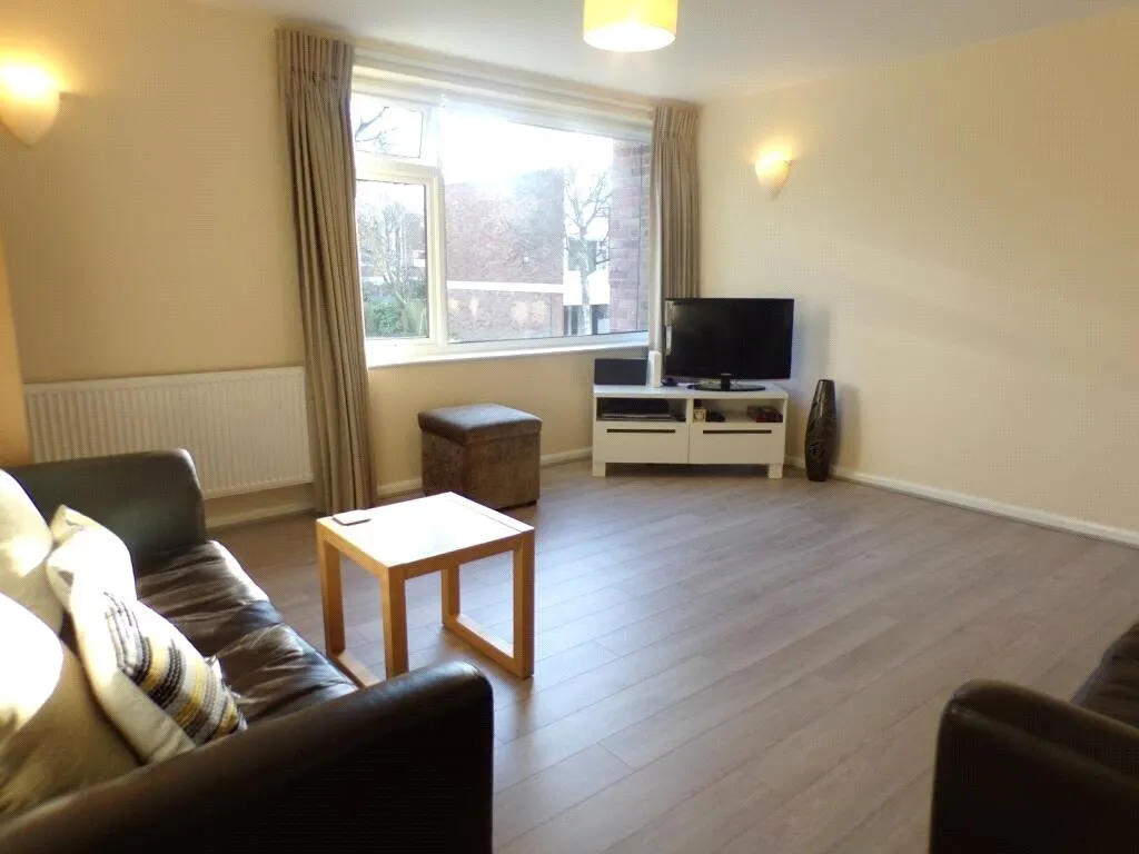 Handley Court, Liverpool, L19, photo 8