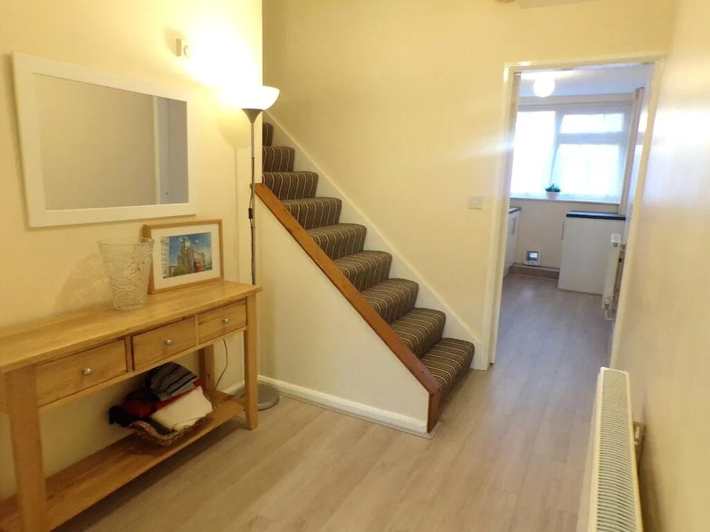 Handley Court, Liverpool, L19, photo 5