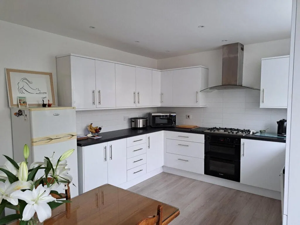 Handley Court, Liverpool, L19, photo 3