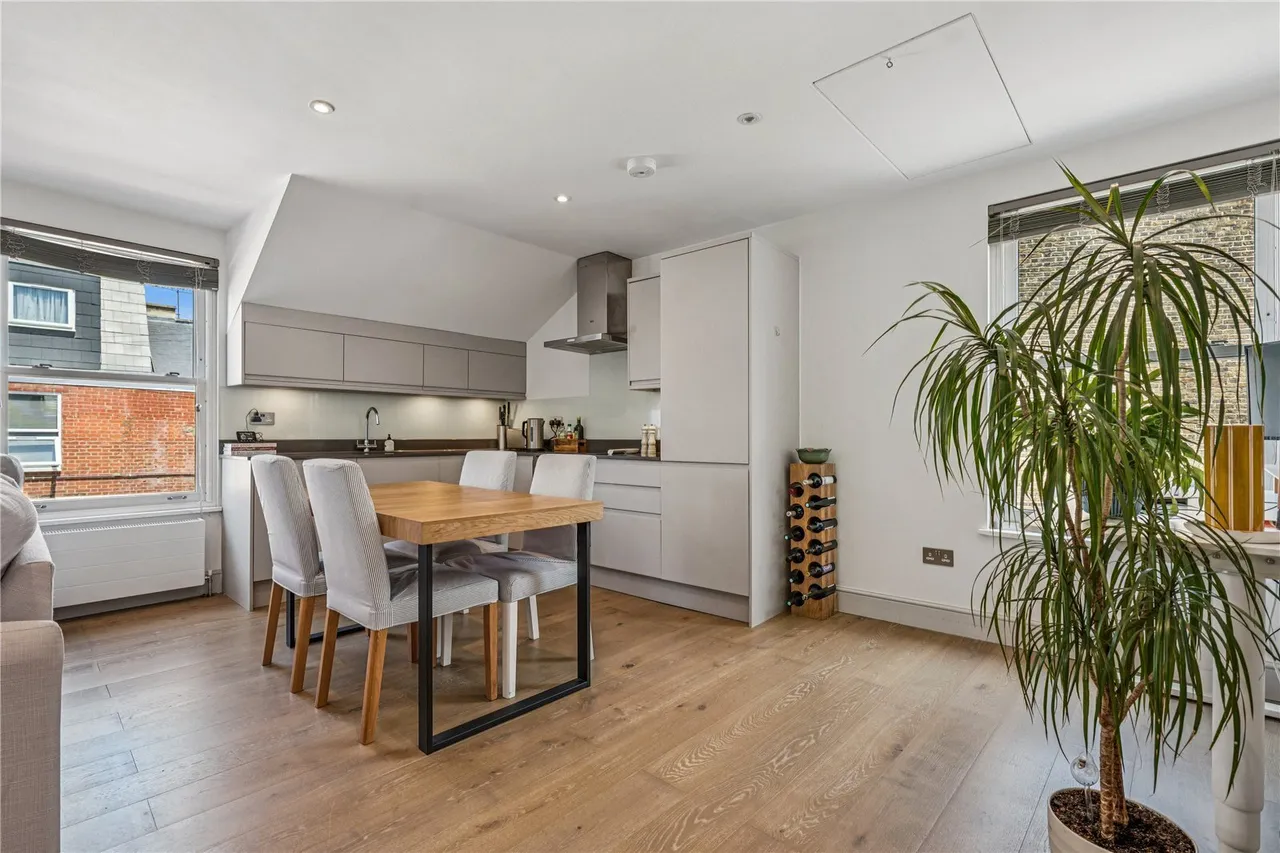 Atheldene Road, London, SW18, photo 4