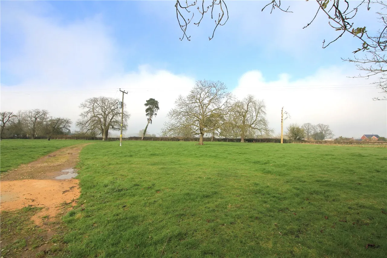 Moat Lane, Taynton, Gloucester, Gloucestershire, GL19, photo 11