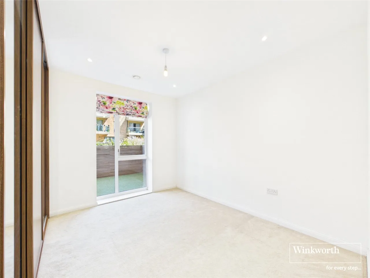 Coxwell Boulevard, Colindale,, London, NW9, photo 9