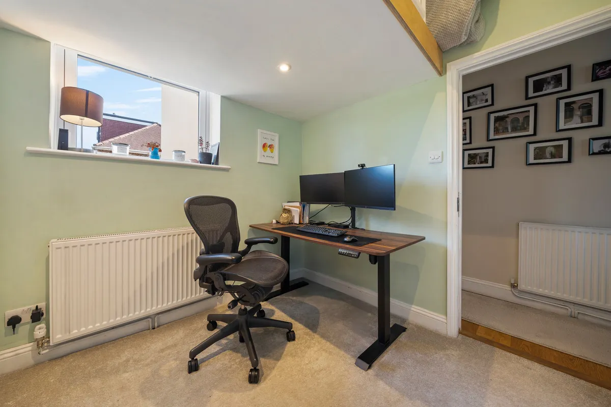 London, SE21 8DW, photo 8