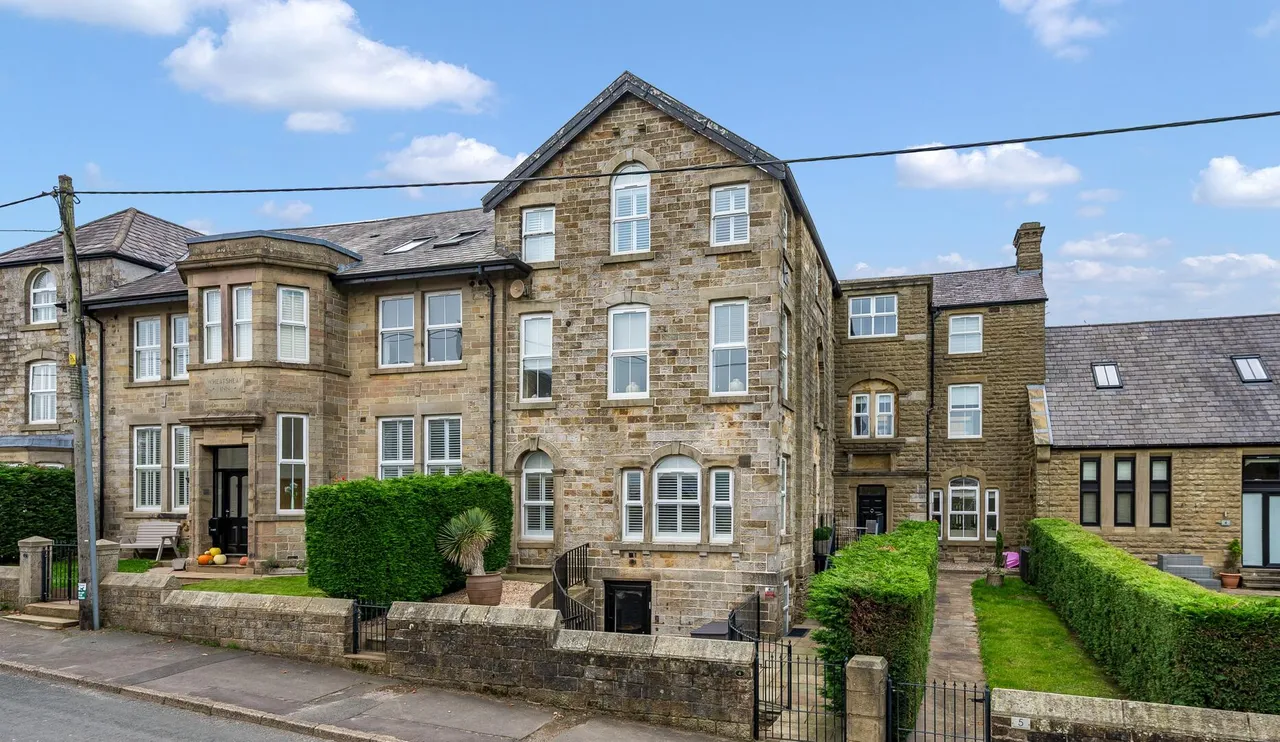 4 bed house for sale — Broadhead Road, Crowthorn, BL7 0JR
