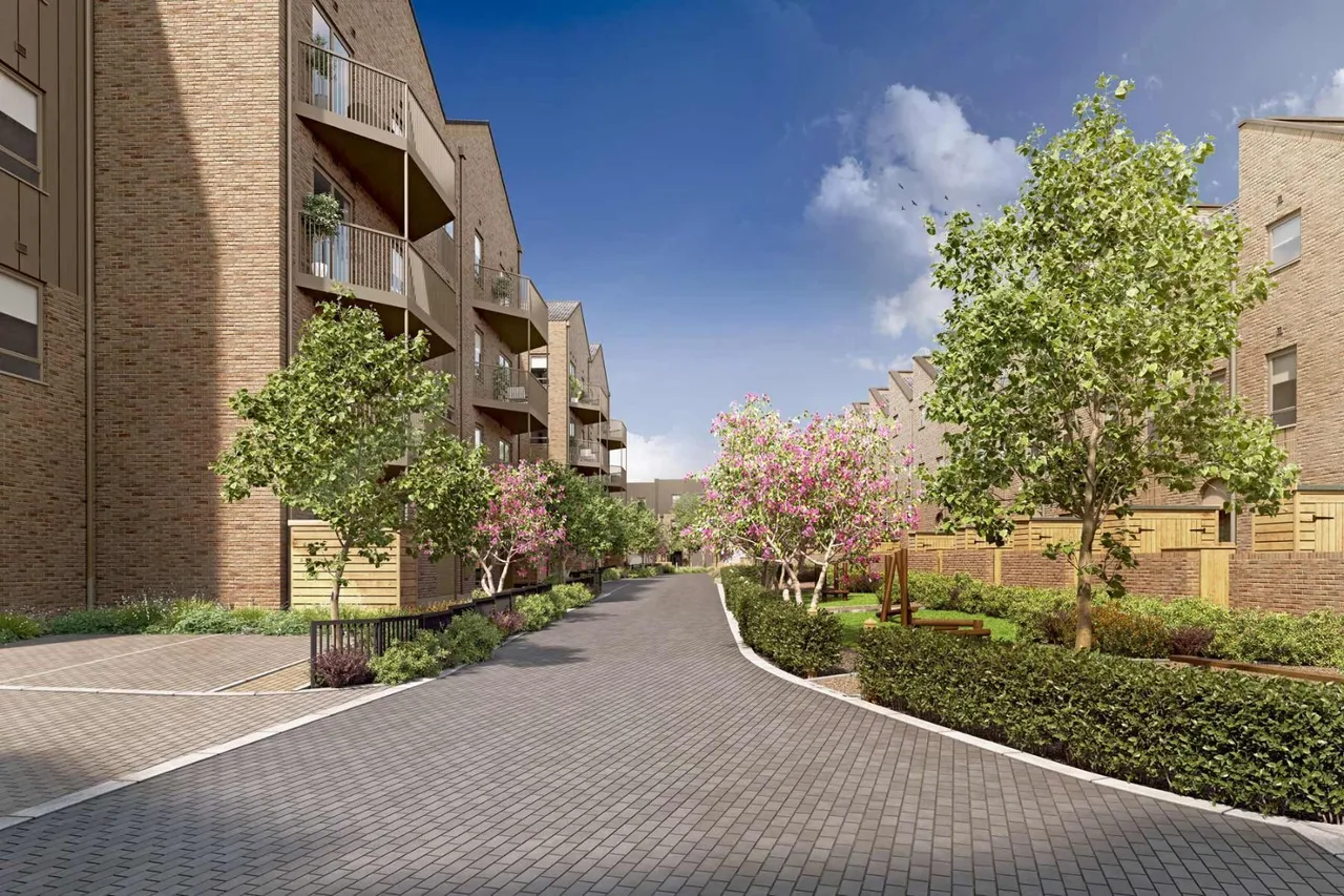 High Road, London, N12, photo 11