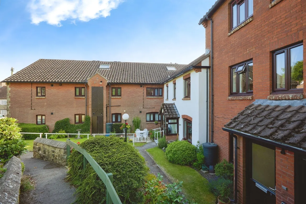 St. Edwards Court, Shaftesbury, SP7, photo 17