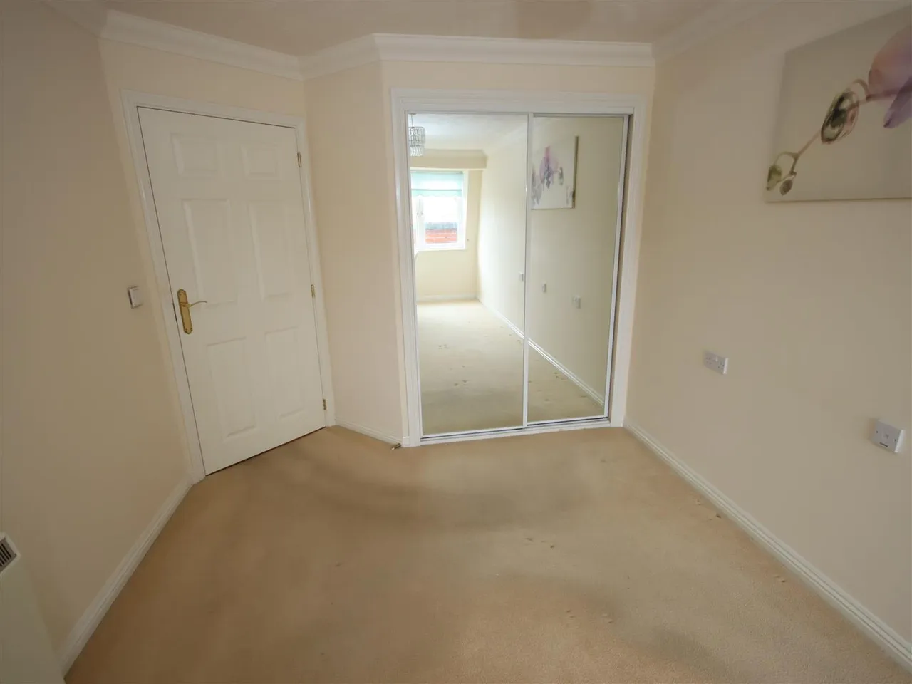 Gladstone Road, Chippenham, photo 8