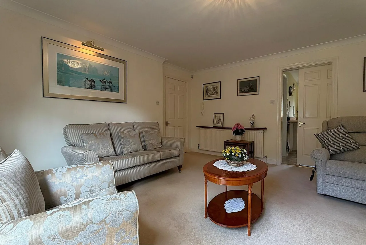 Woodfield, Belbroughton, photo 3