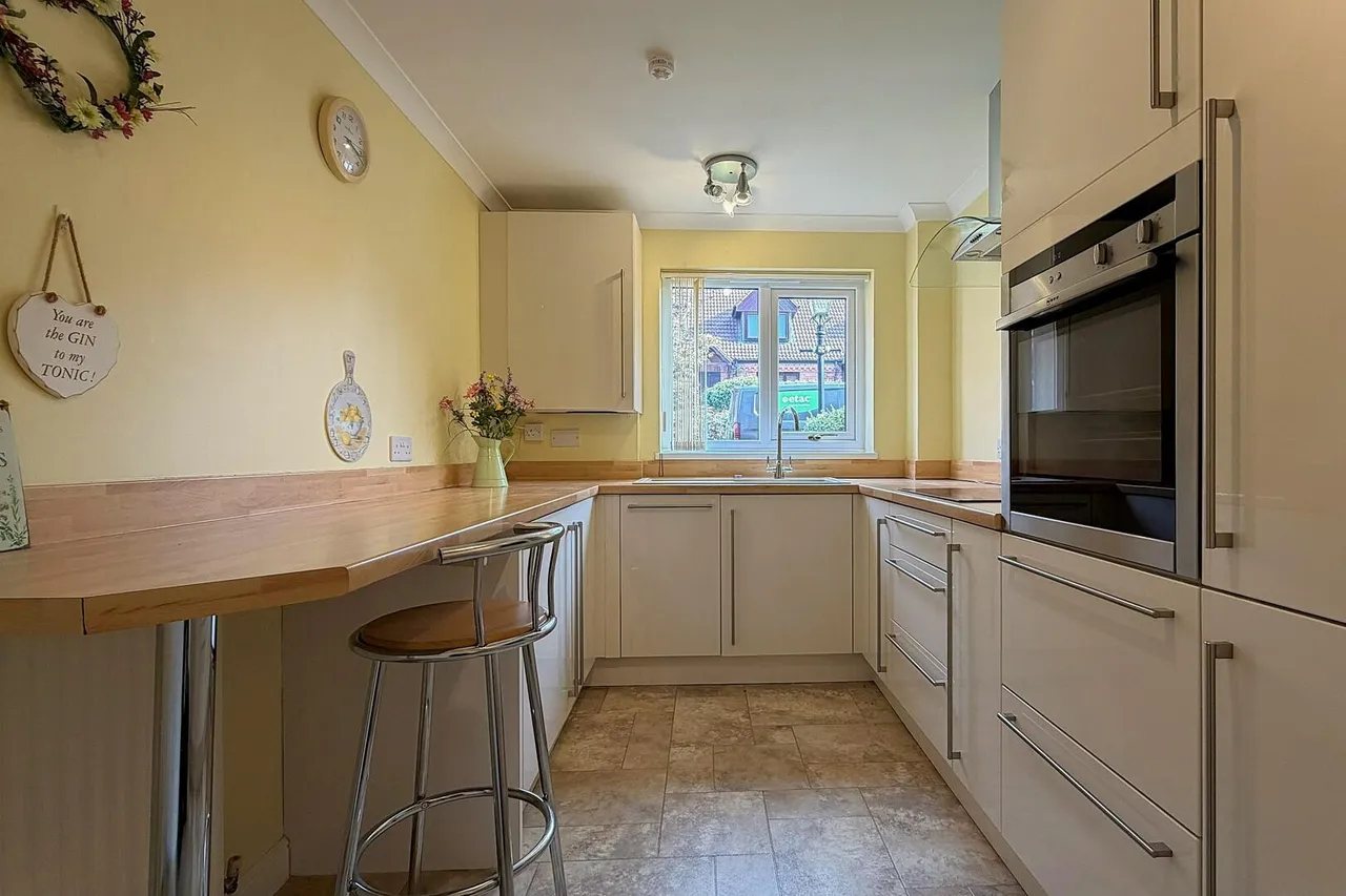 Woodfield, Belbroughton, photo 6