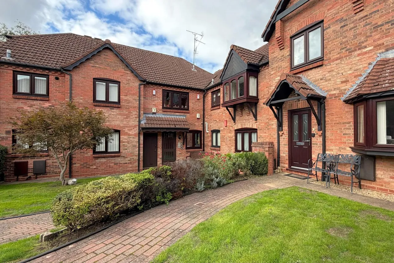 Woodfield, Belbroughton, photo 24