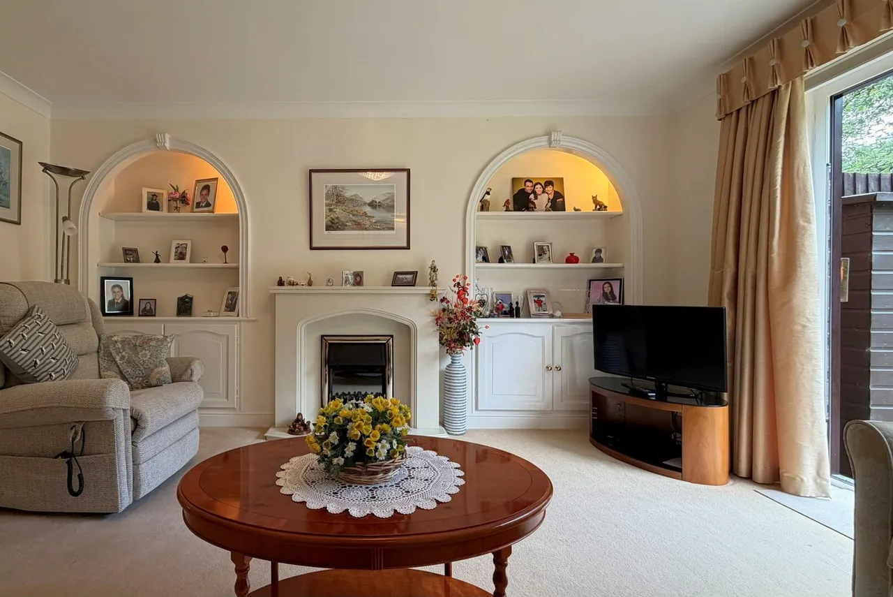 Woodfield, Belbroughton, photo 5