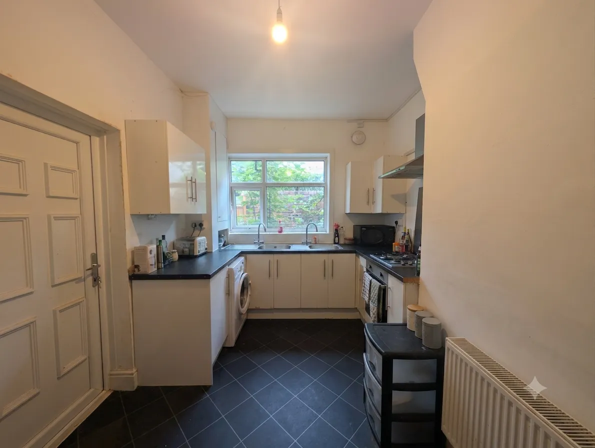 Douglas Street, Salford M7, photo 5