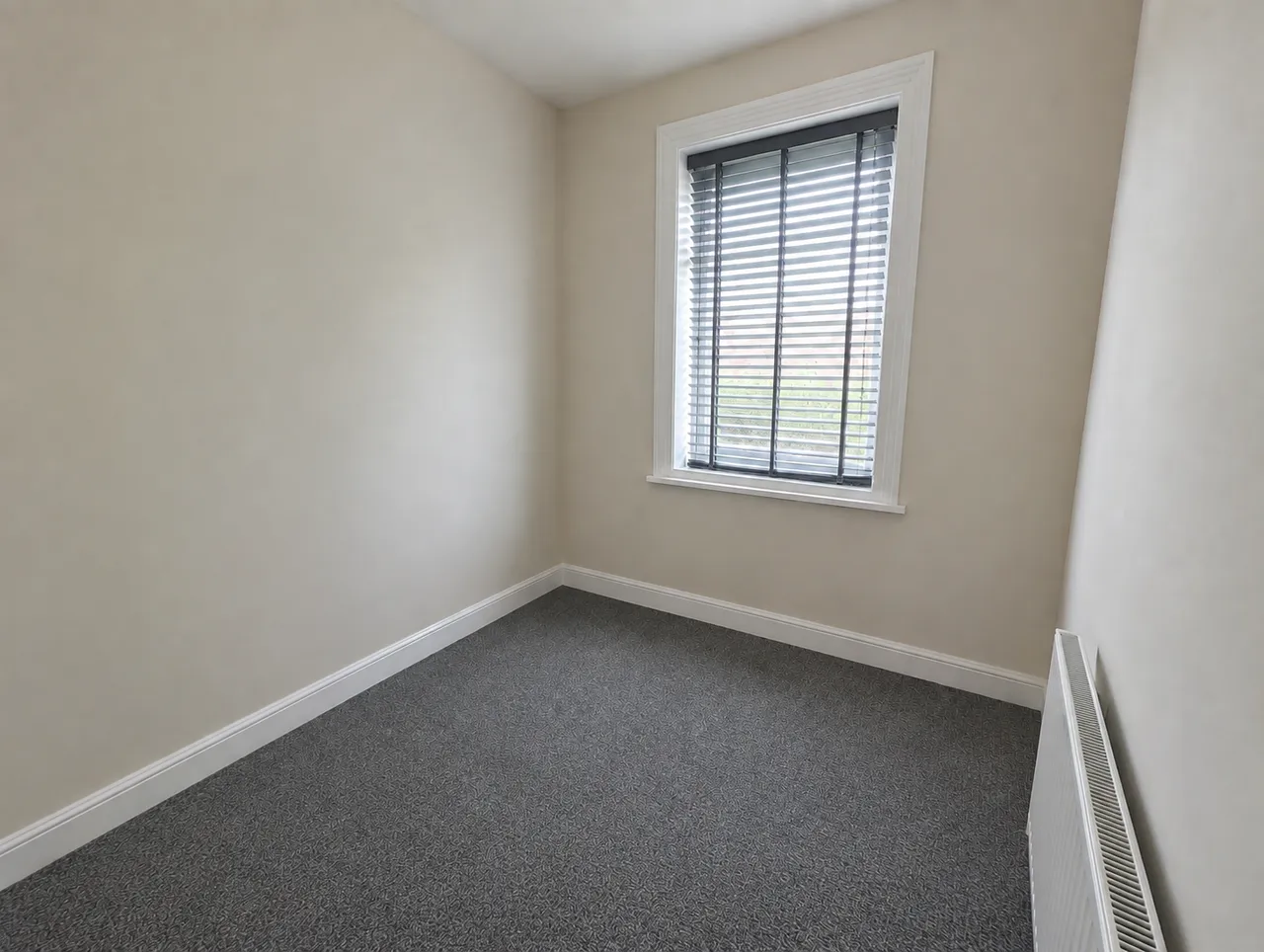 Douglas Street, Salford M7, photo 10