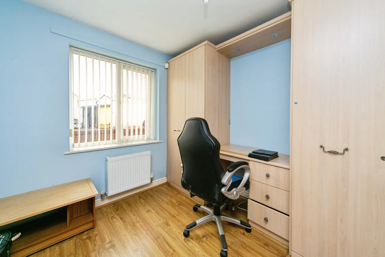 44 New Chester Road, Wirral, photo 11