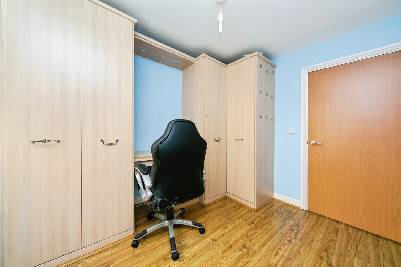 44 New Chester Road, Wirral, photo 12