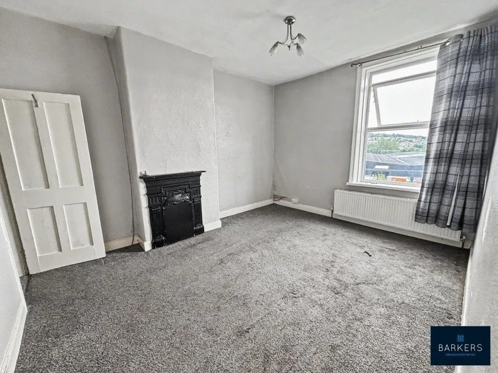 Soothill Lane Soothill, Batley WF17 6NR, photo 5