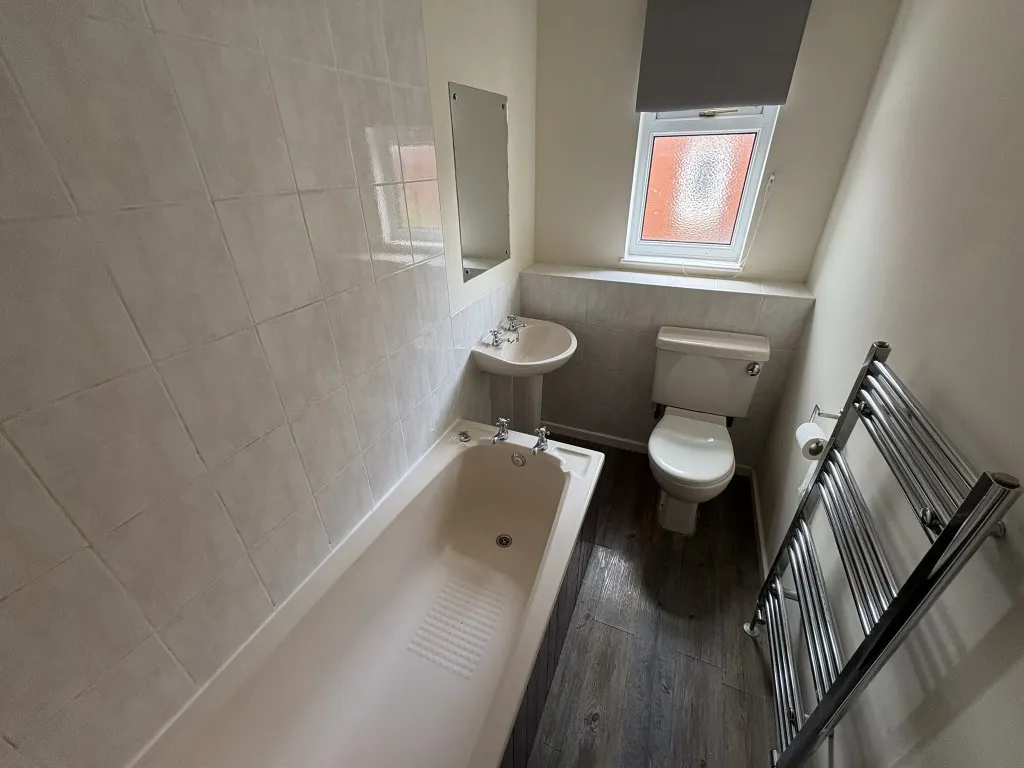 Sandpiper Road, Thorpe Hesley, photo 6