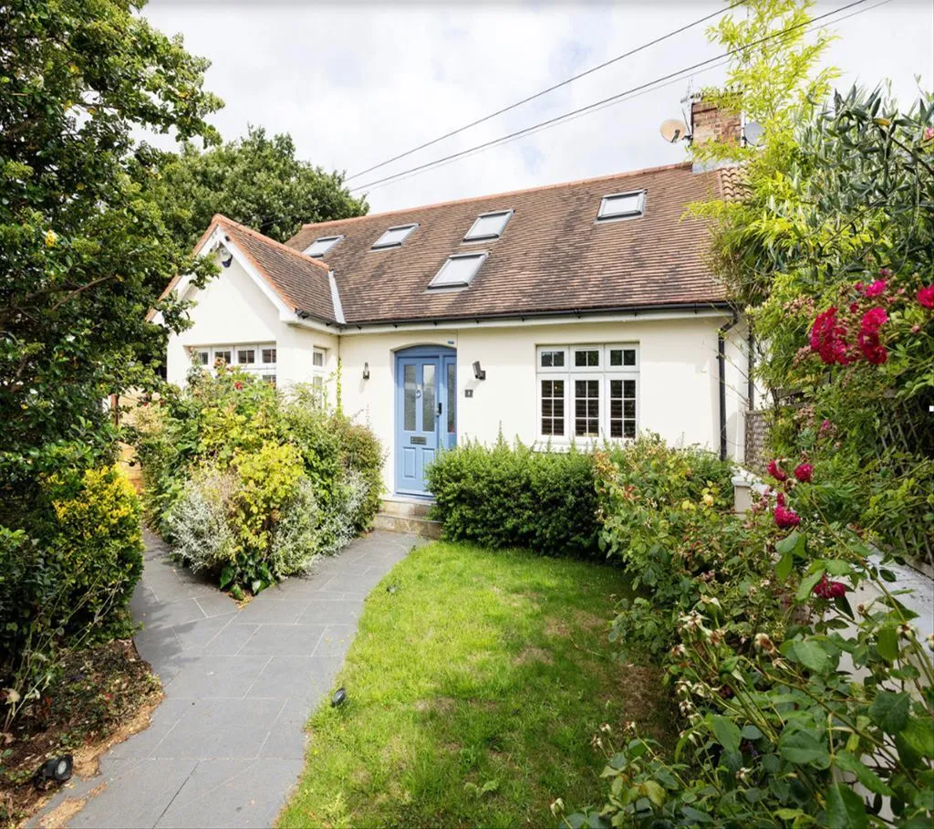 4 bed property to rent, Lowfield Road, W3