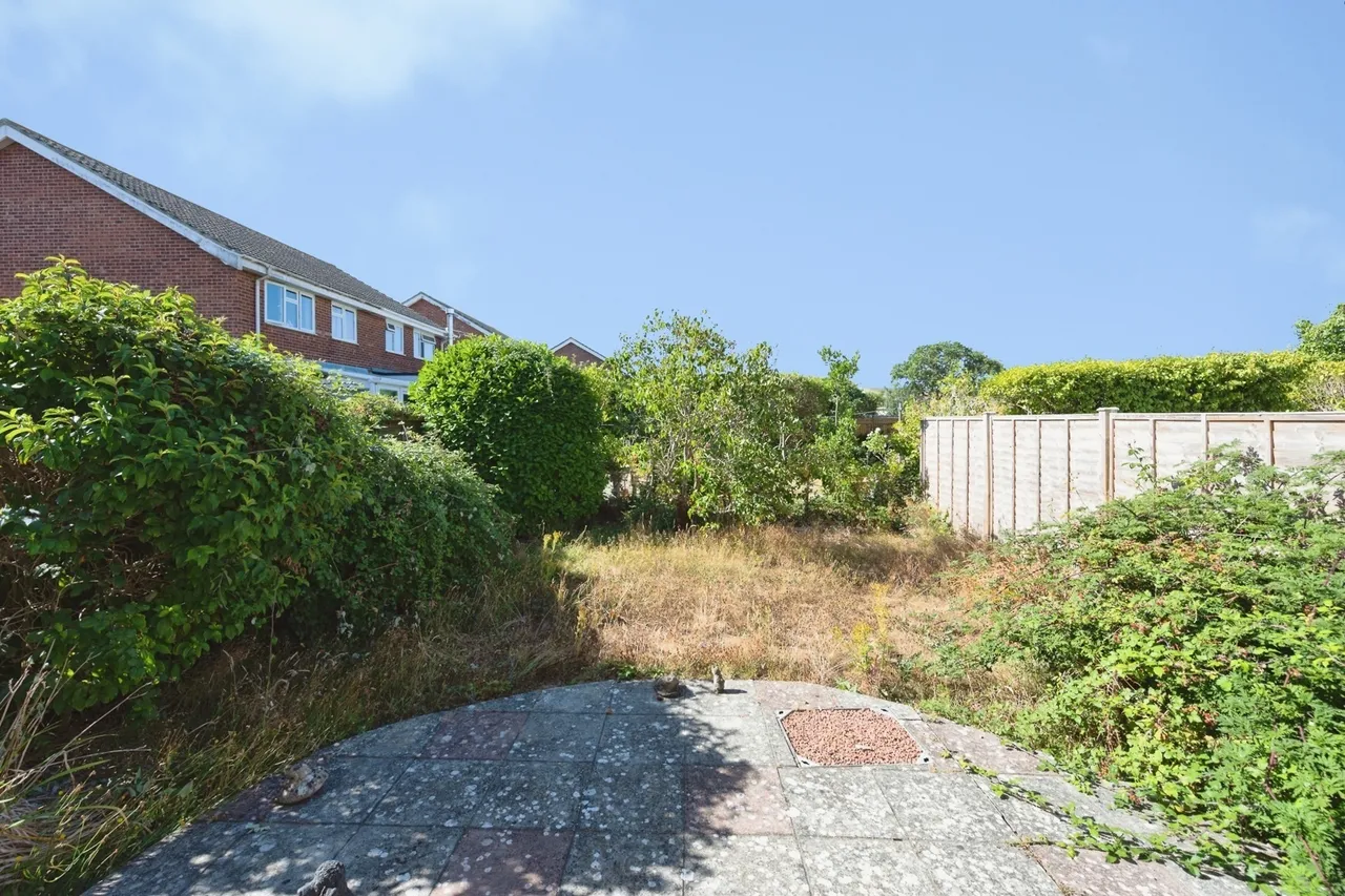 Glebe Close, Hayling Island, PO11, photo 12