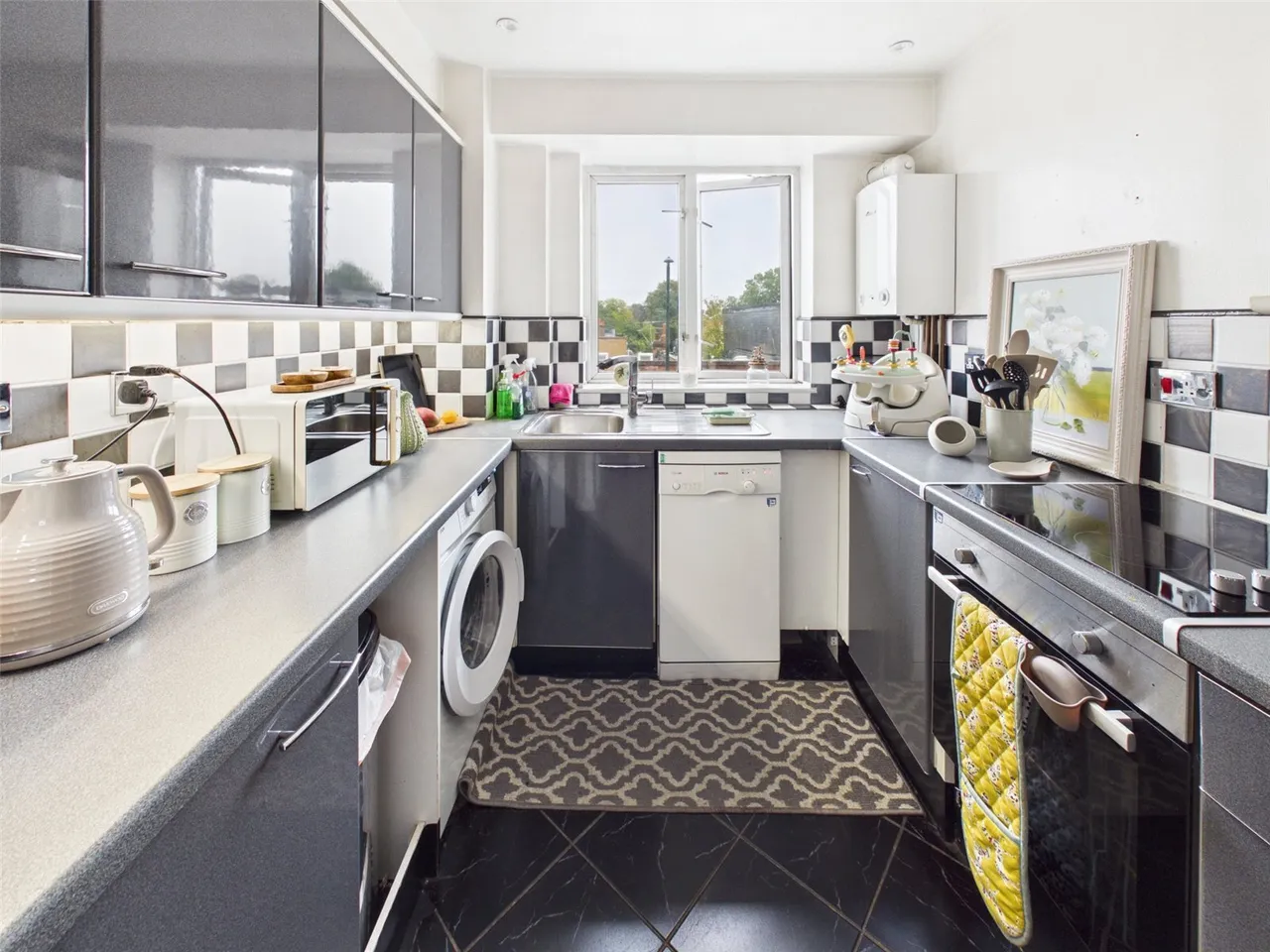 Park Road, Hampton Hill, TW12, photo 3