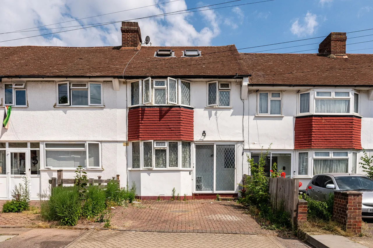 7 Horsmonden Road, London, photo 3