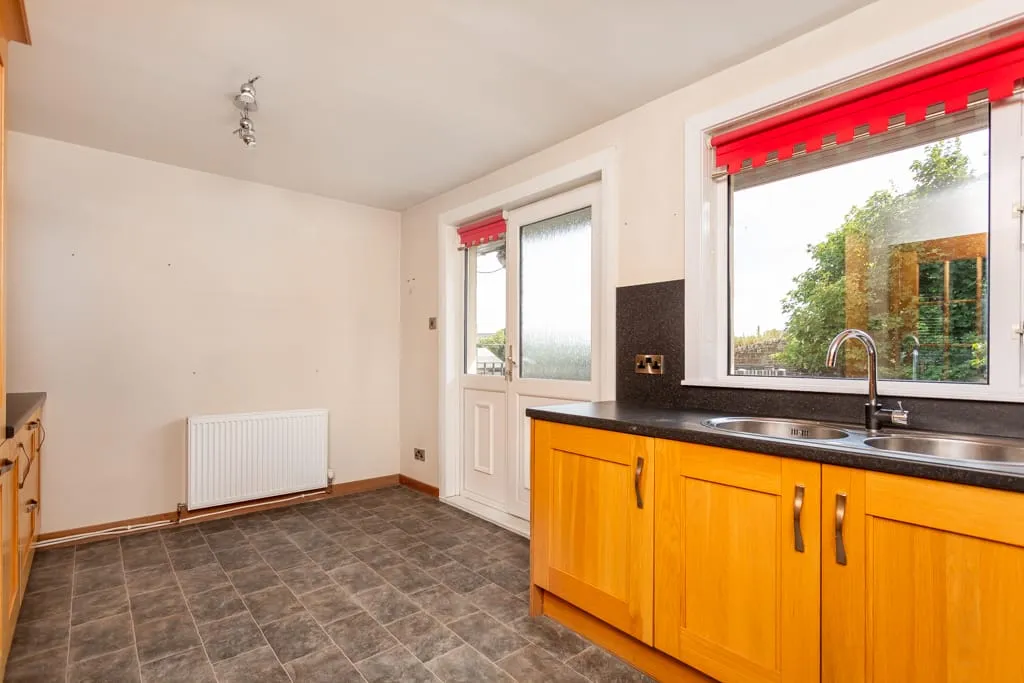 Arbroath Road, Carnoustie, Angus, DD7 6BH, photo 8