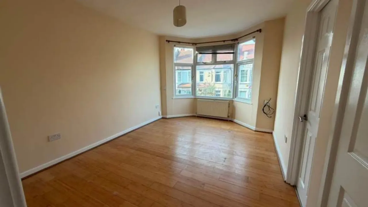 Links Road, London, SW17, photo 7