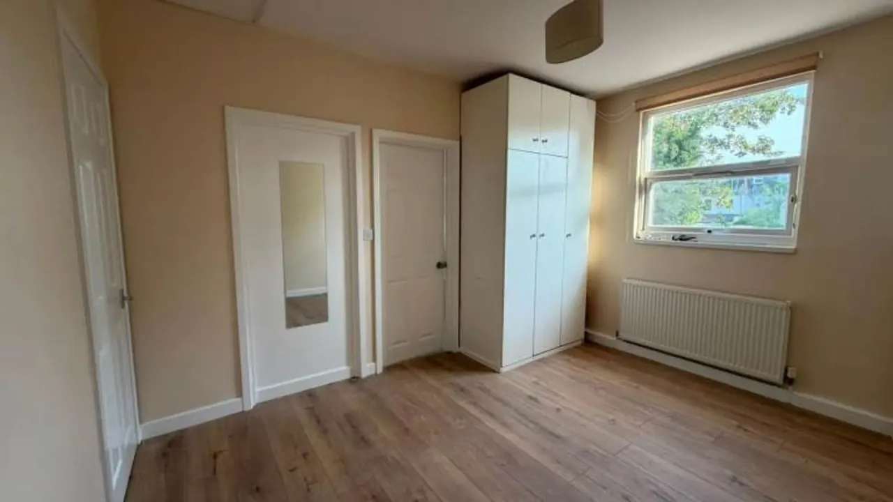 Links Road, London, SW17, photo 5
