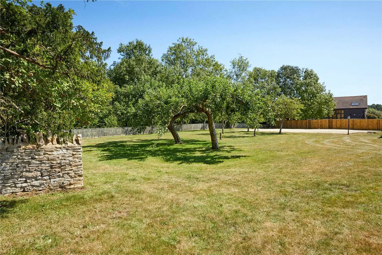 Appleton, OX13, photo 13