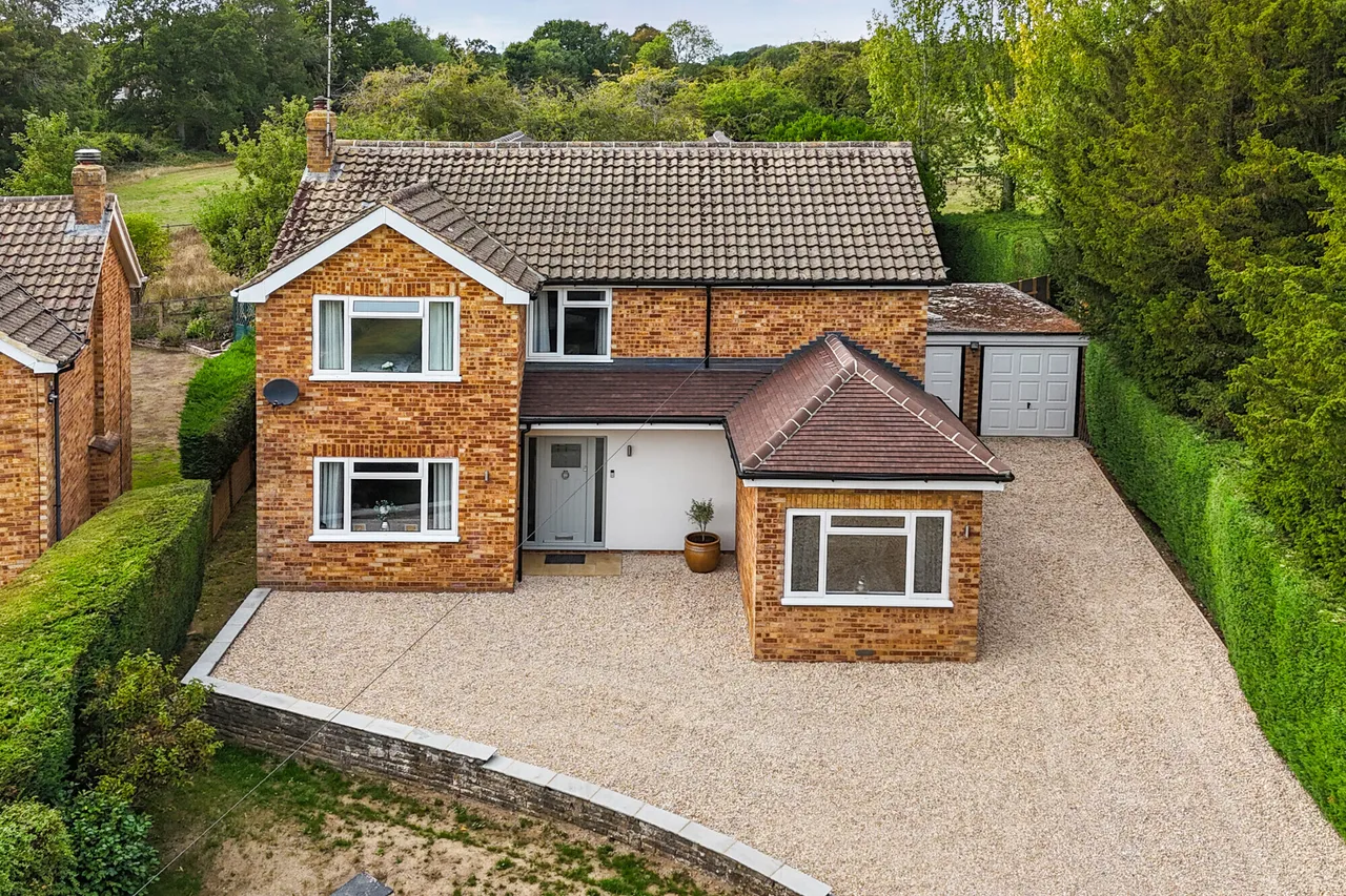 Lee Road, Saunderton, HP27, photo 7