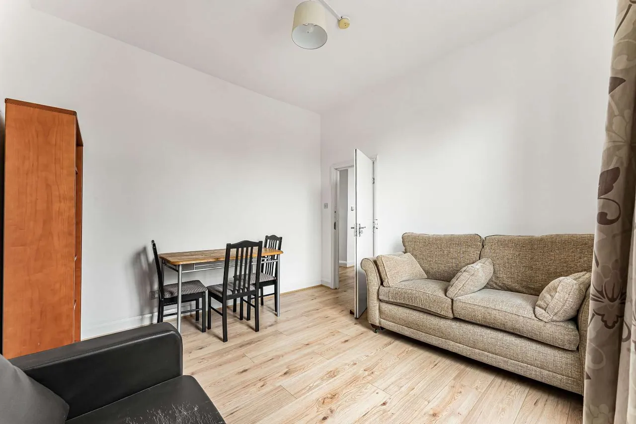 Burdett Road, London, E3, photo 14