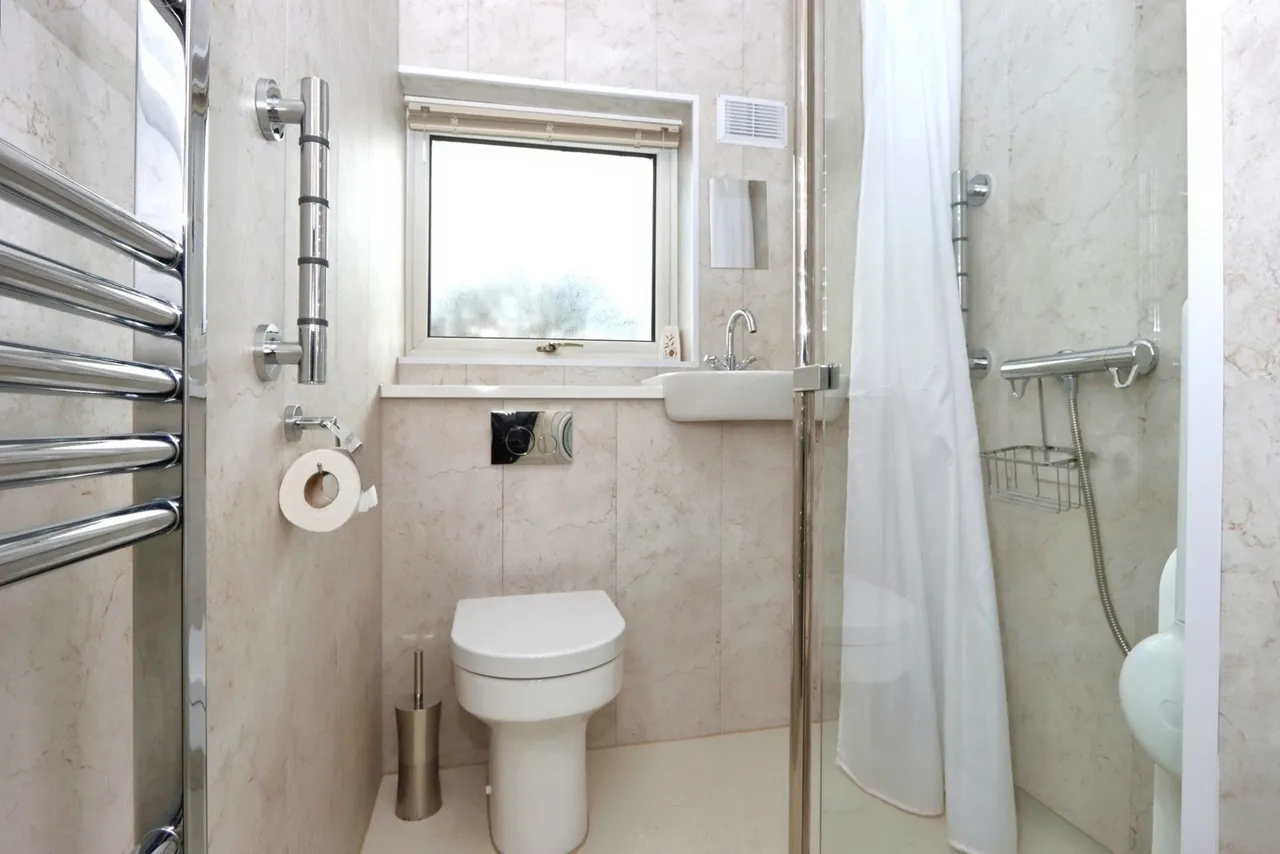 Stradbroke Way, Sheffield, South Yorkshire, S13, photo 10