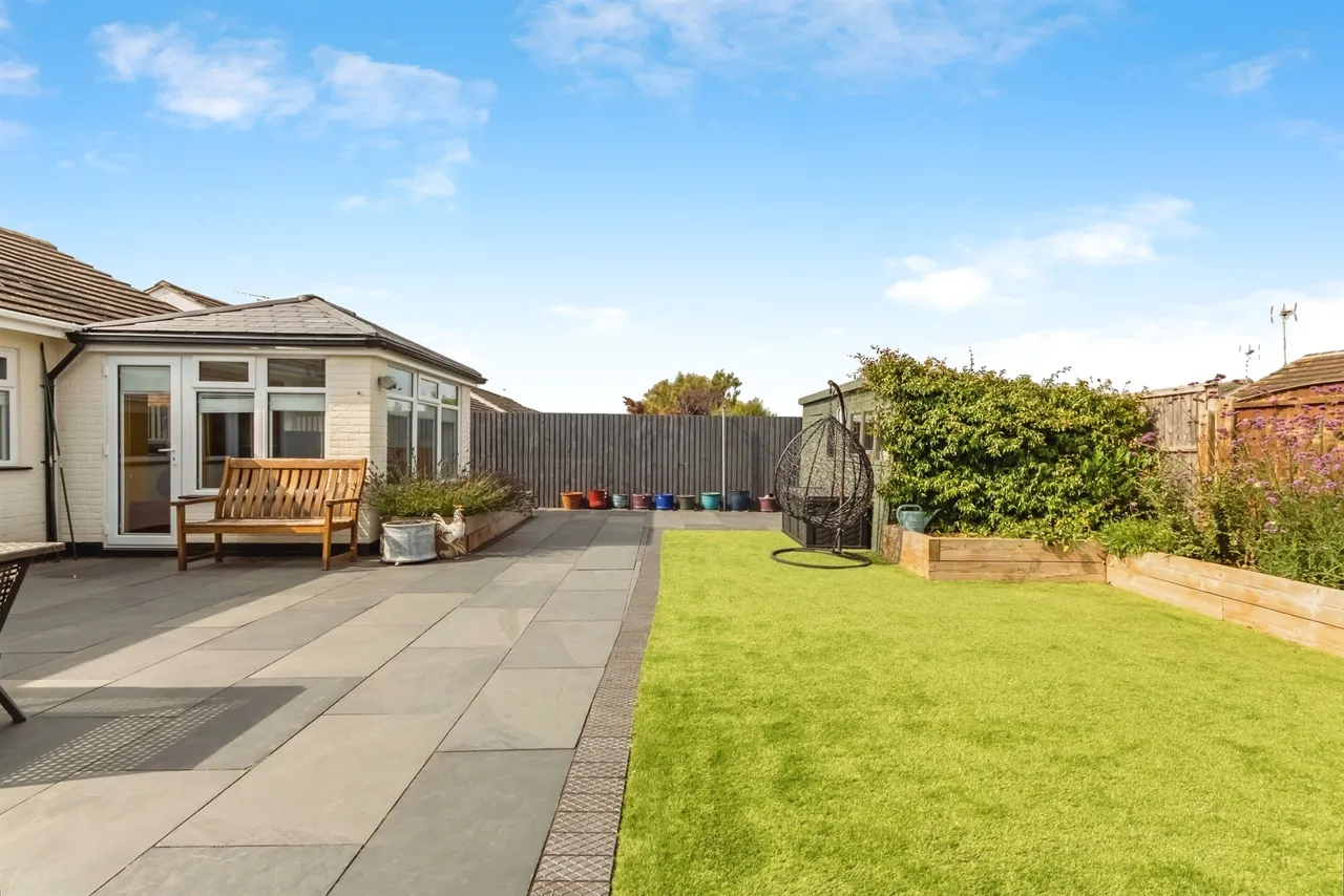 Conery Gardens, Whatton, NG13, photo 10