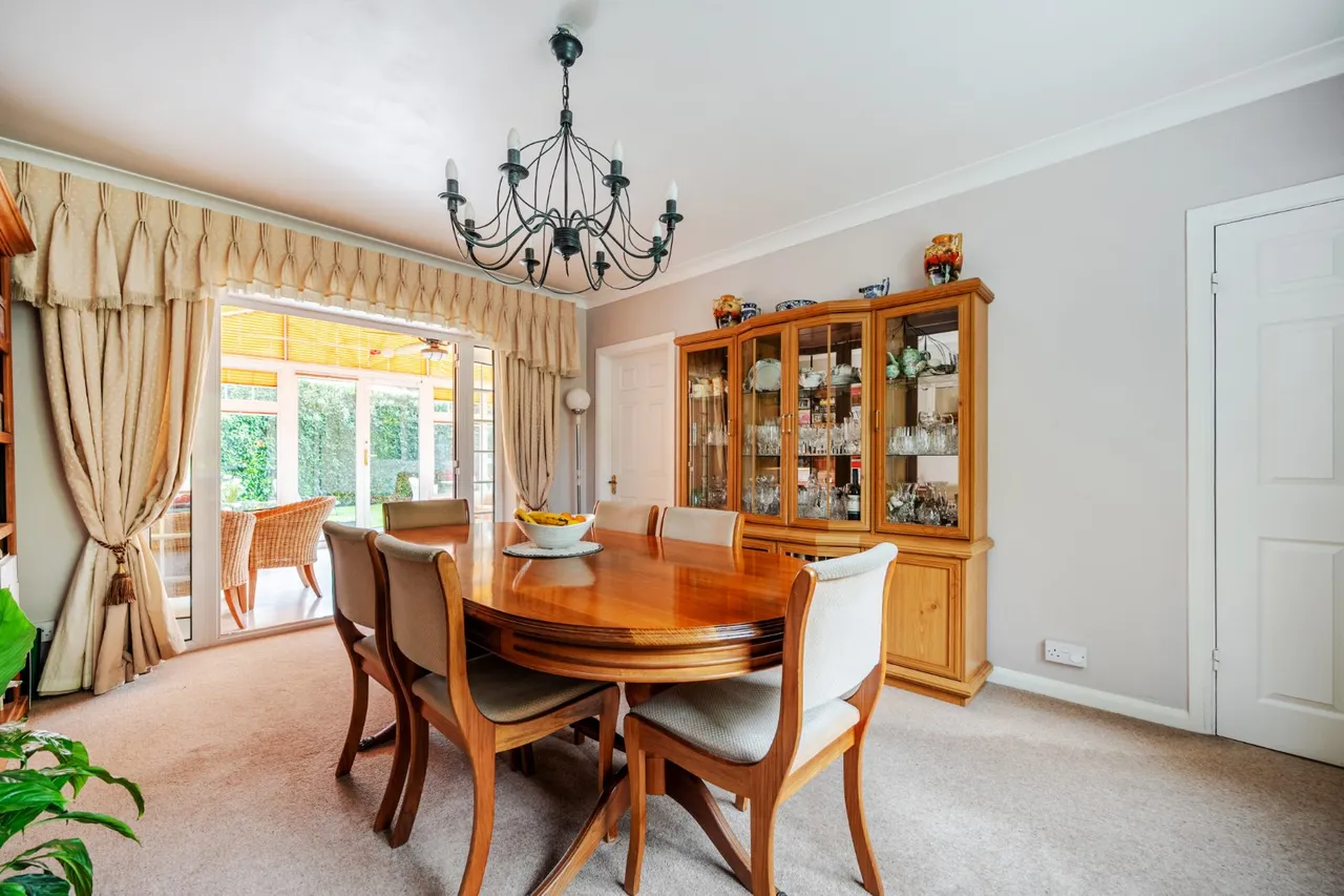 Gerrards Cross, Buckinghamshire, photo 16