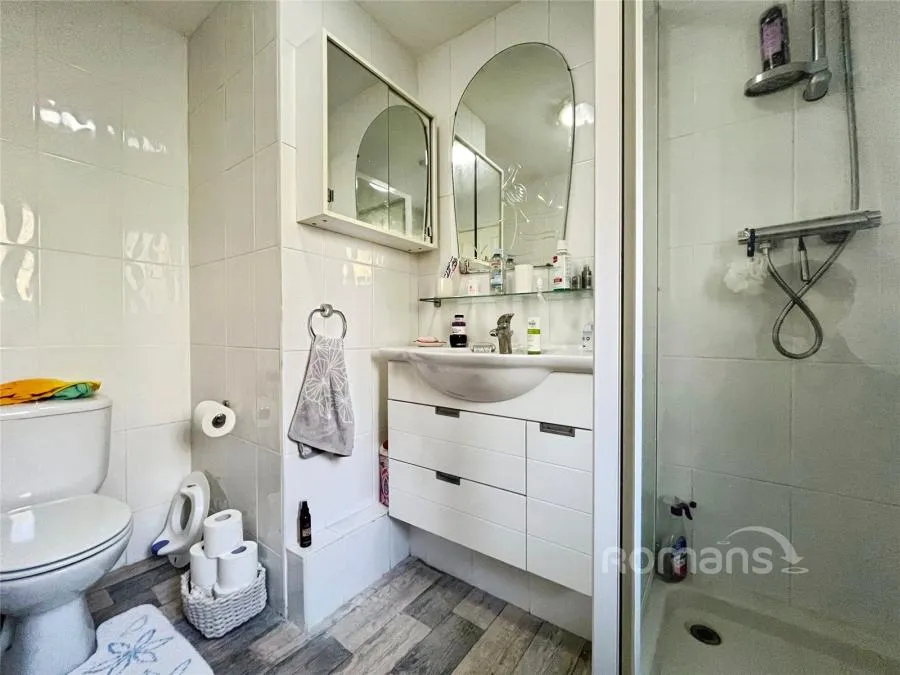 Latchwood Lane, Lower Bourne, GU10, photo 6