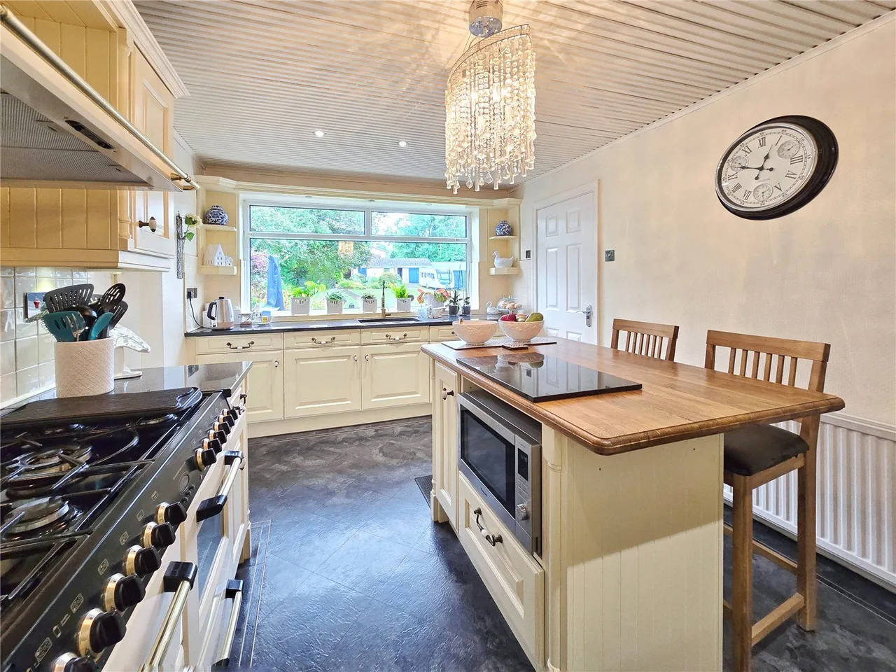 Oaken Close, Bacup, OL13, photo 14