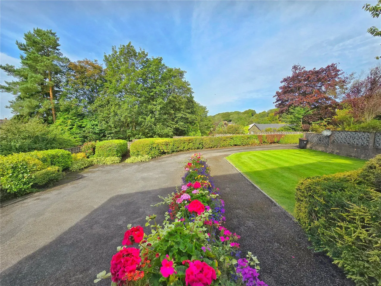 Oaken Close, Bacup, OL13, photo 31