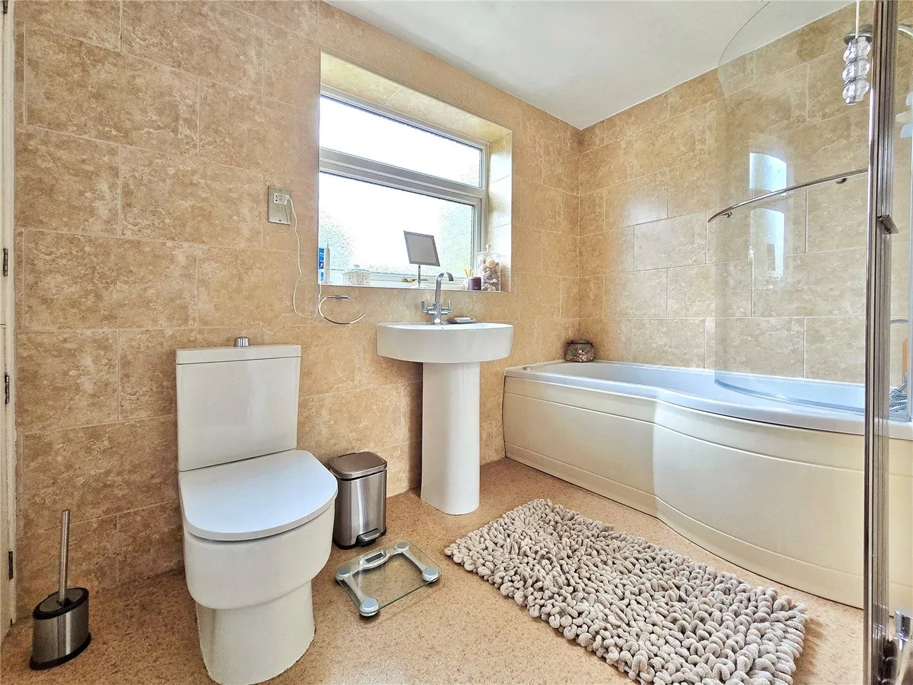 Oaken Close, Bacup, OL13, photo 24