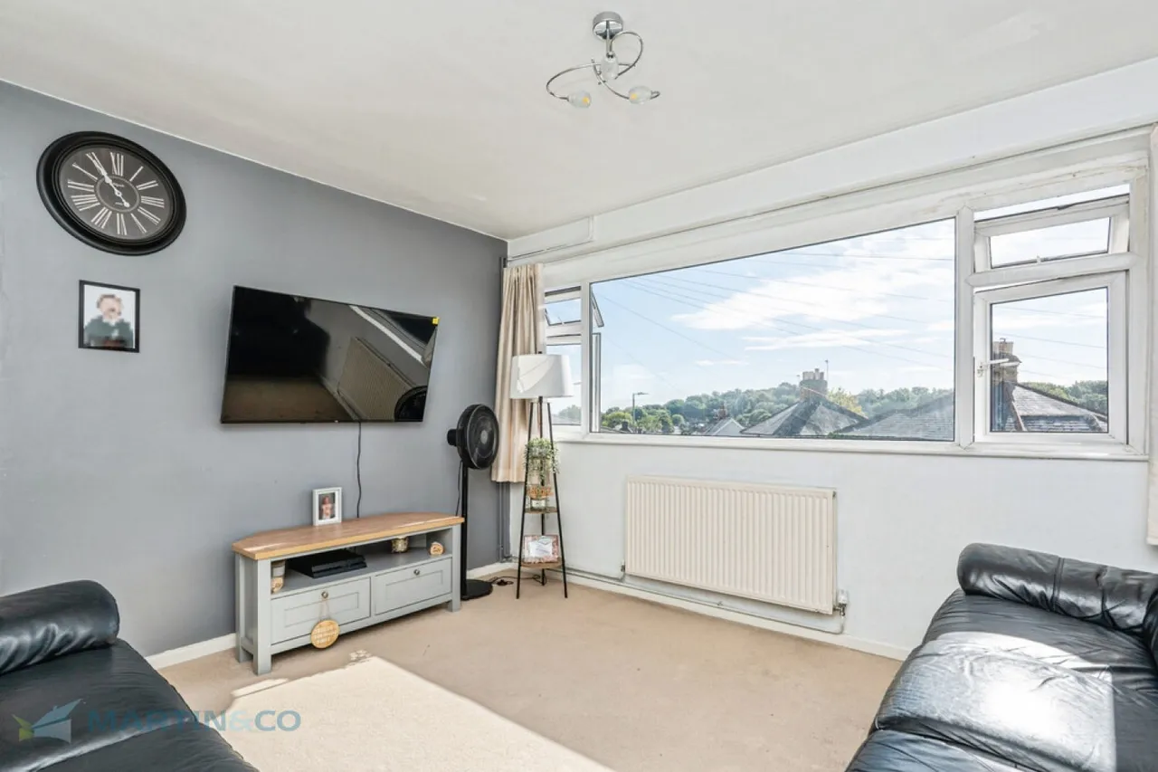 Anchor Hill, Knaphill, GU21, photo 2