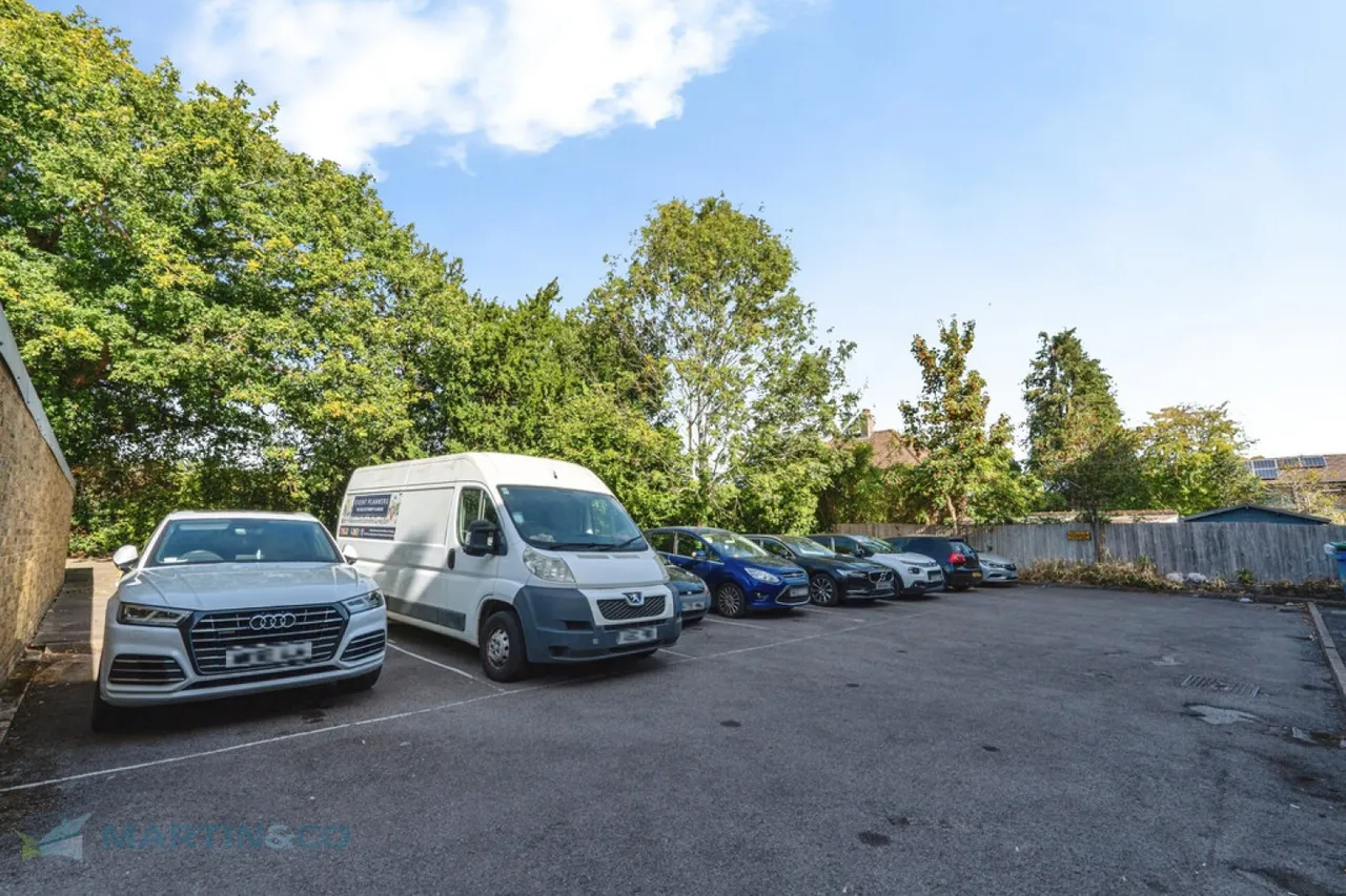 Anchor Hill, Knaphill, GU21, photo 11