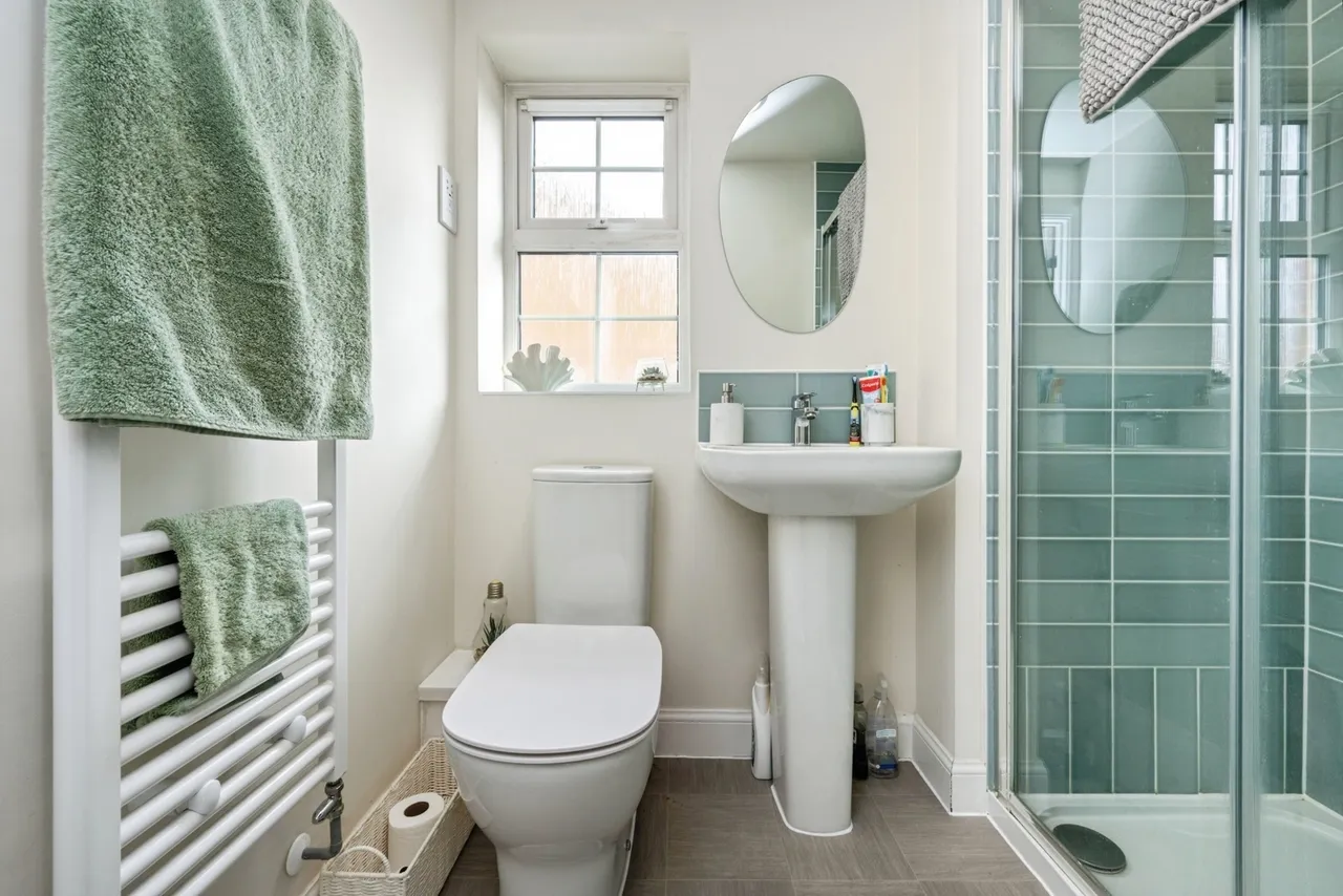 Chadwick Crescent, Bedfordshire, LU7, photo 10