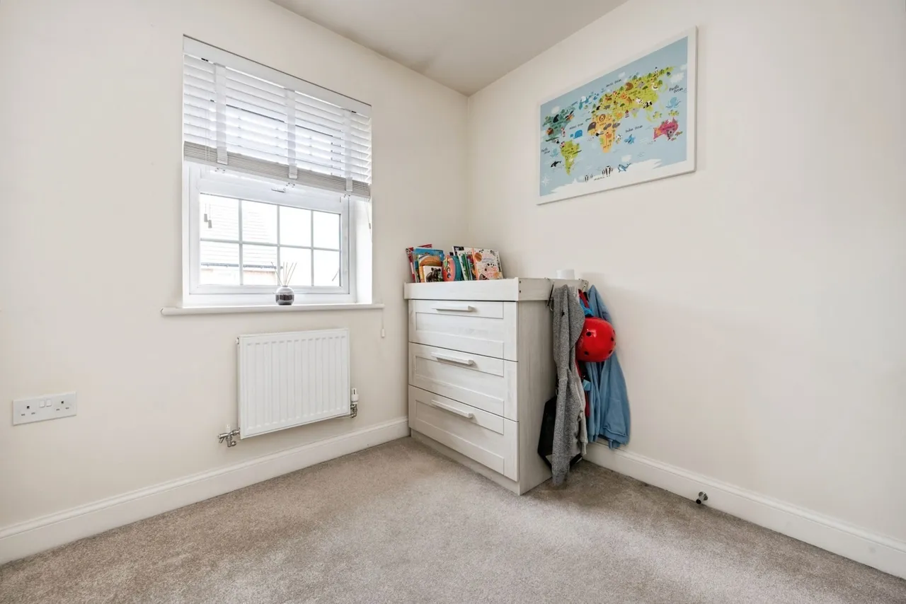 Chadwick Crescent, Bedfordshire, LU7, photo 14