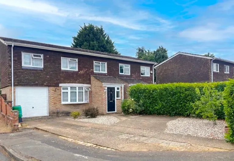 3 bed house for sale, Romany Close, Letchworth Garden City, SG6