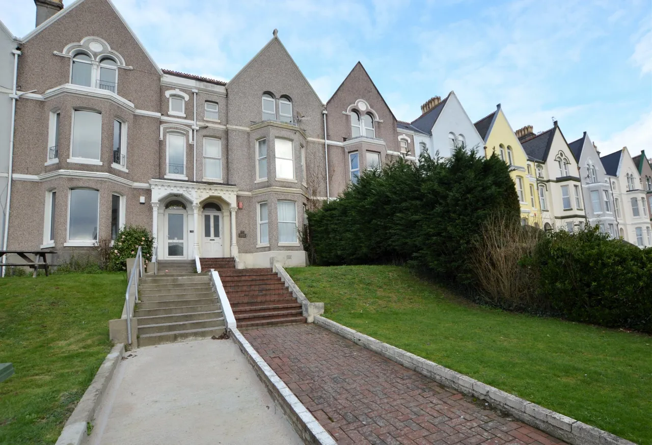 7 bed property for sale — Connaught Avenue, Plymouth, Devon, PL4